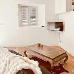 Maison Chez Madeleine 4 Pers, Entre Le Lioran Et Vic-sur-cere Thiézac