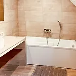 Maison Chez Madeleine 4 Pers, Entre Le Lioran Et Vic-sur-cere Ferienhaus