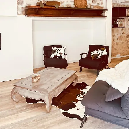 Maison Chez Madeleine 3-4 Pers, Entre Le Lioran Et Vic-sur-cère *