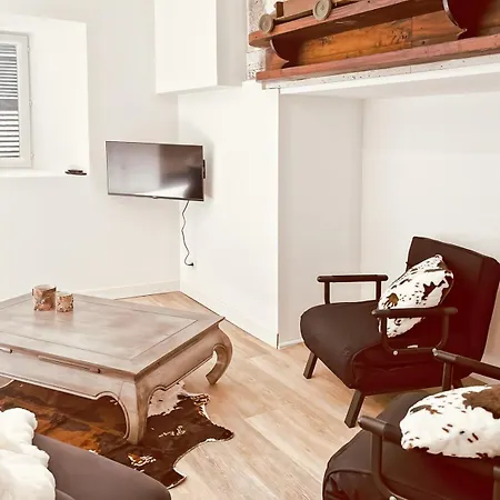 Maison Chez Madeleine 4 Pers, Entre Le Lioran Et Vic-sur-cere * Thiézac