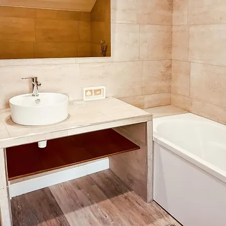 Maison Chez Madeleine 3-4 Pers, Entre Le Lioran Et Vic-sur-cère * Thiézac